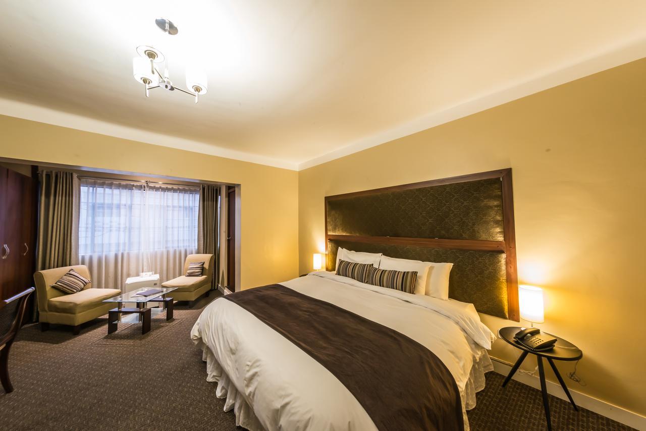 Los Leones Hotel Boutique Yanahuara ภายนอก รูปภาพ