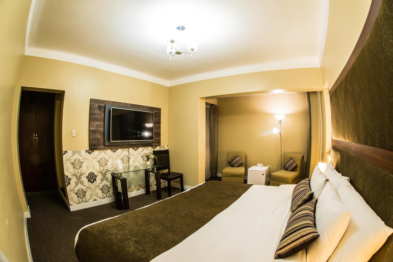 Los Leones Hotel Boutique Yanahuara ภายนอก รูปภาพ