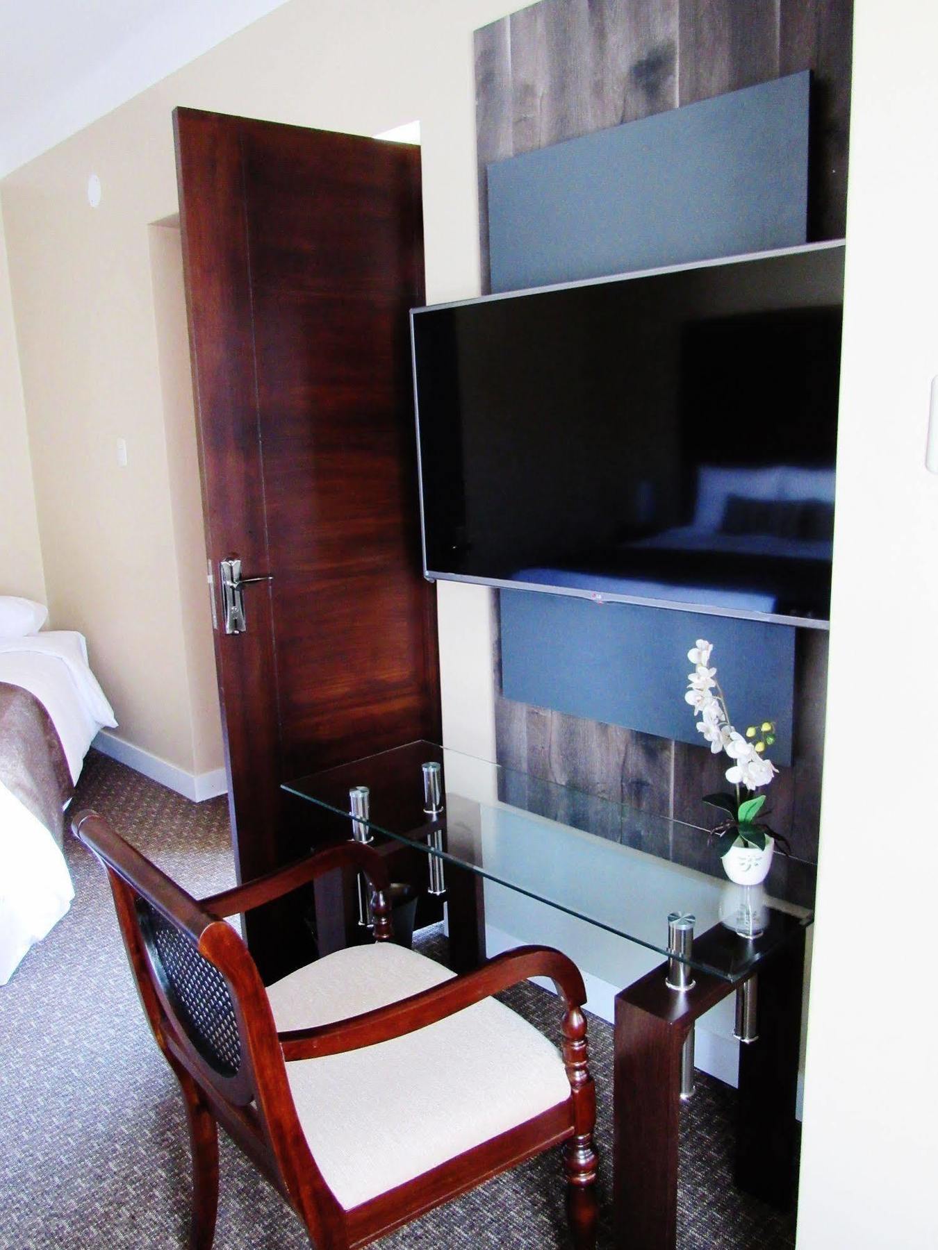 Los Leones Hotel Boutique Yanahuara ภายนอก รูปภาพ