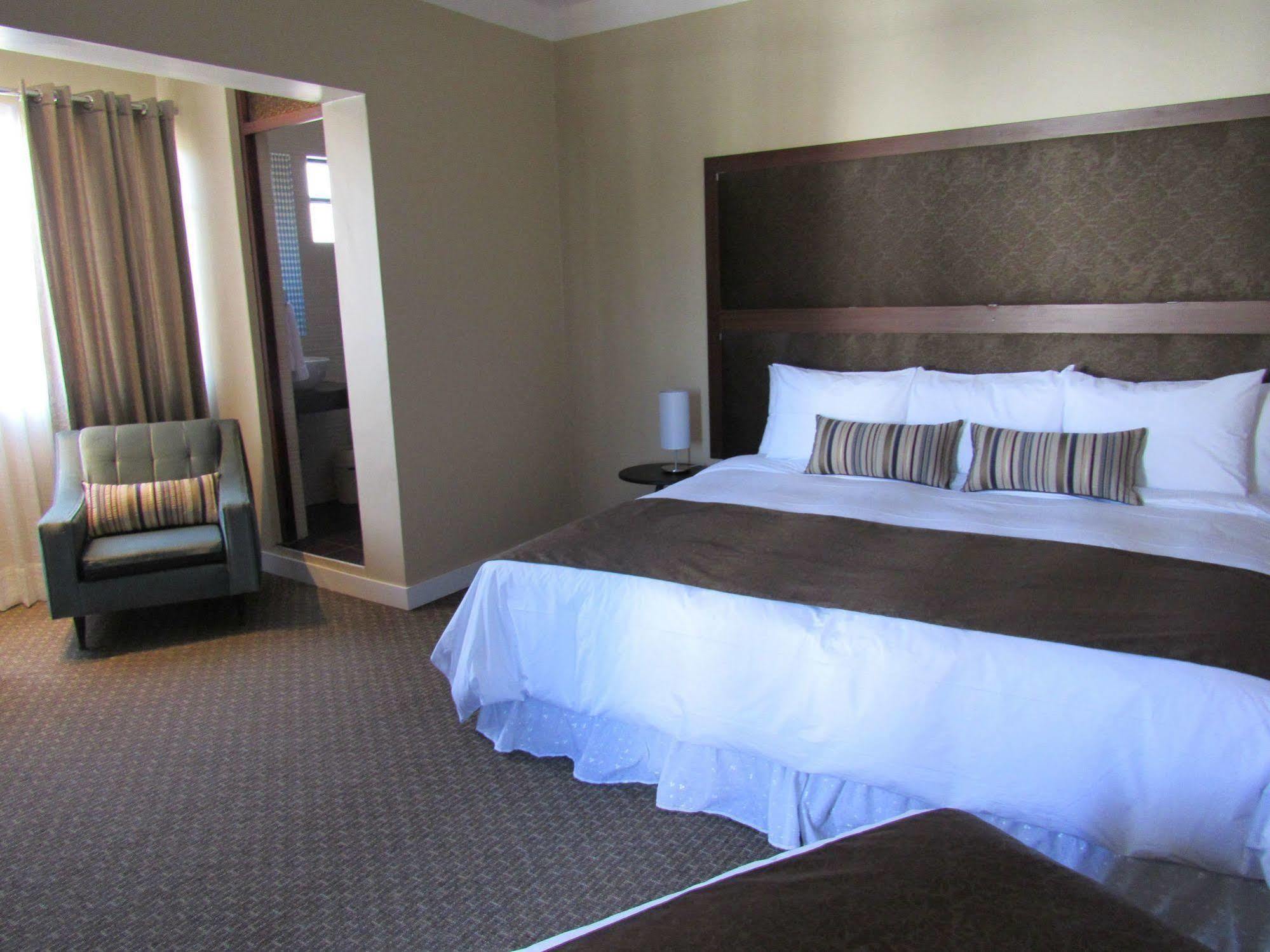Los Leones Hotel Boutique Yanahuara ภายนอก รูปภาพ